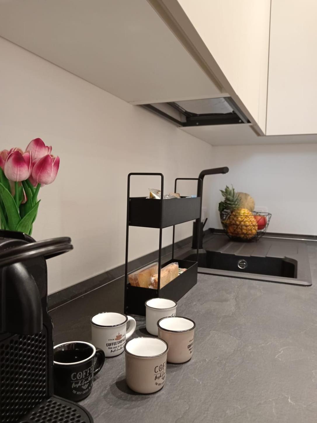 Indipendence Home La Spezia Kültér fotó