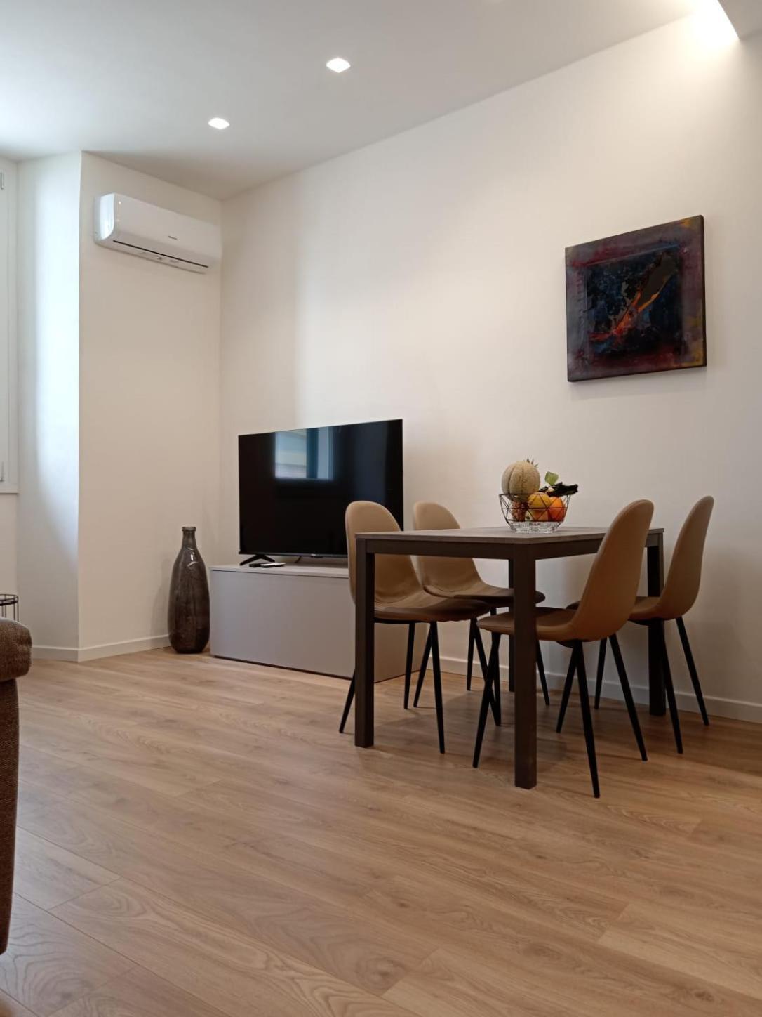 Indipendence Home La Spezia Kültér fotó