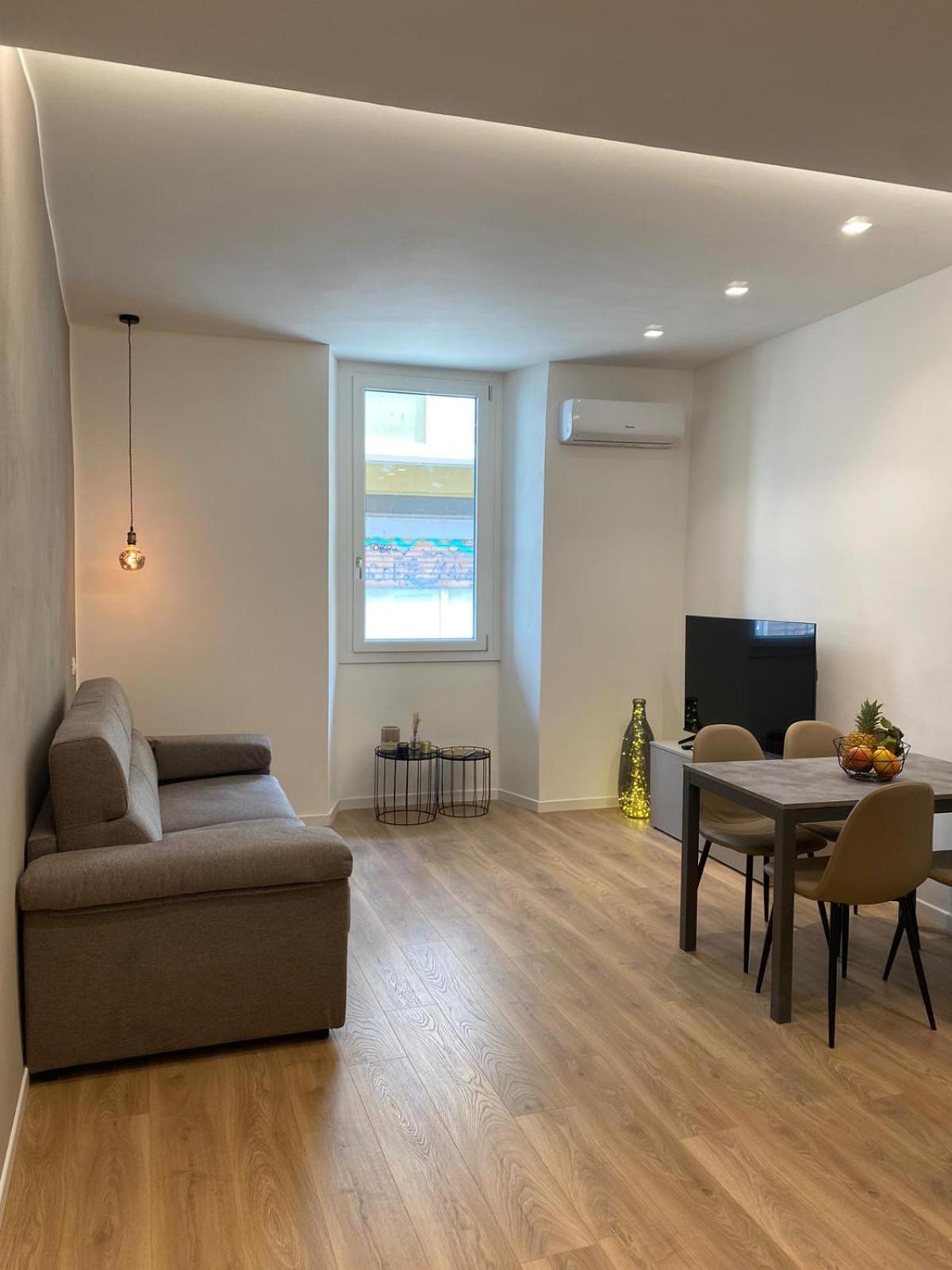Indipendence Home La Spezia Kültér fotó